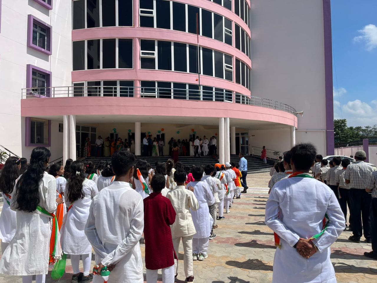 PHOTO 2025 08 18 08 50 141