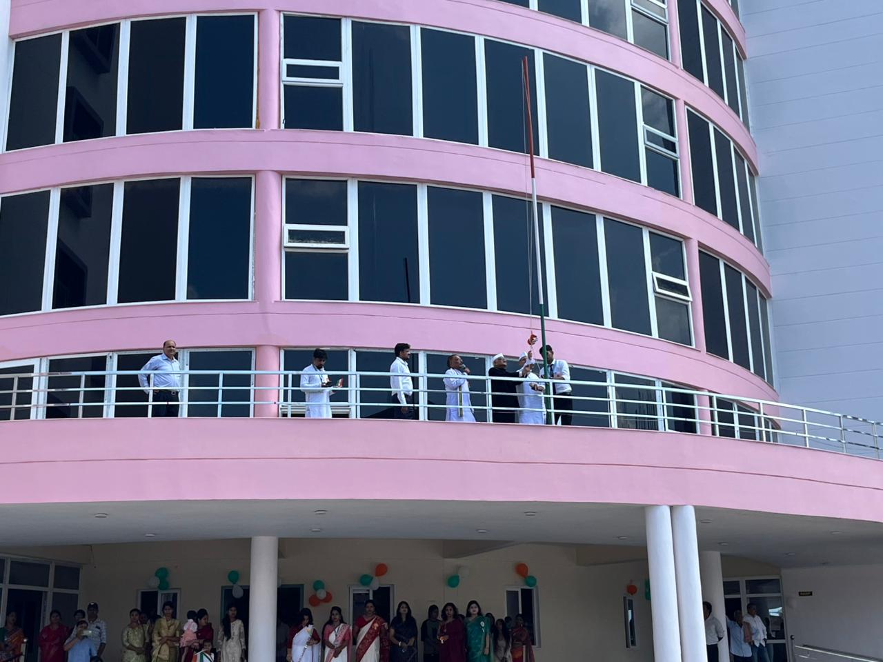 PHOTO 2025 08 18 08 52 381