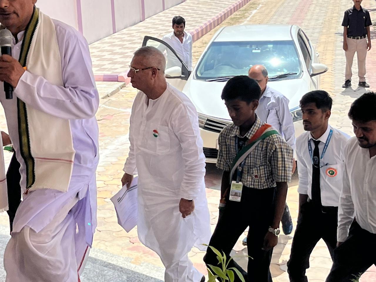 PHOTO 2025 08 18 08 52 421