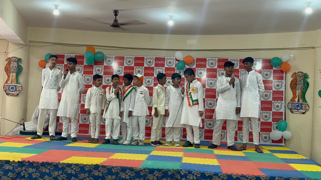 PHOTO 2025 08 18 08 52 503