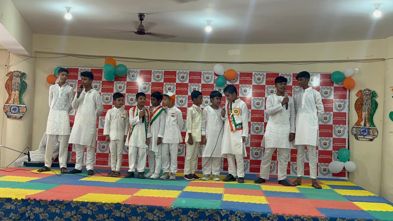 PHOTO 2025 08 18 08 52 51